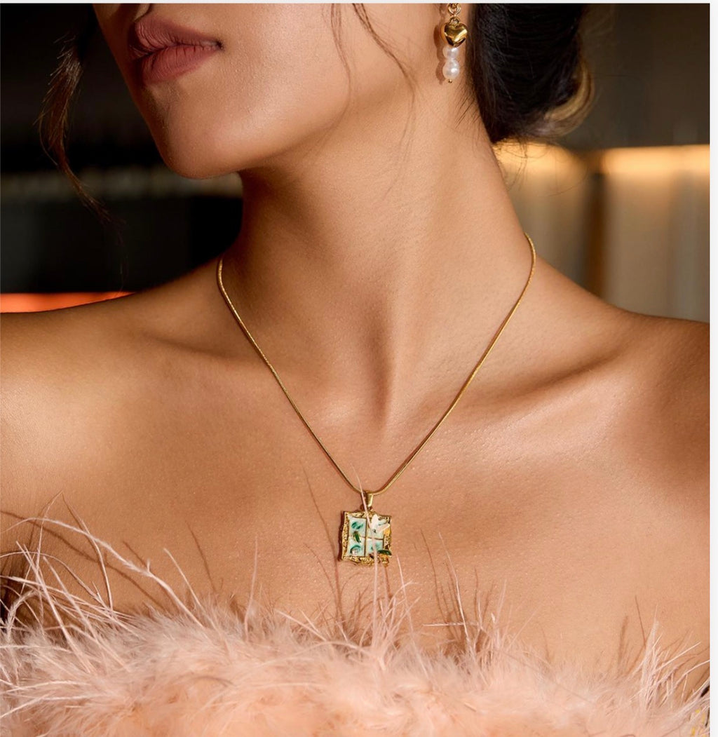 The Fairy Windowsill Necklace